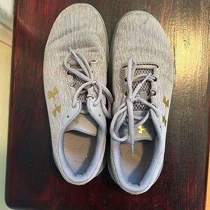 Under Armour tennis shoes